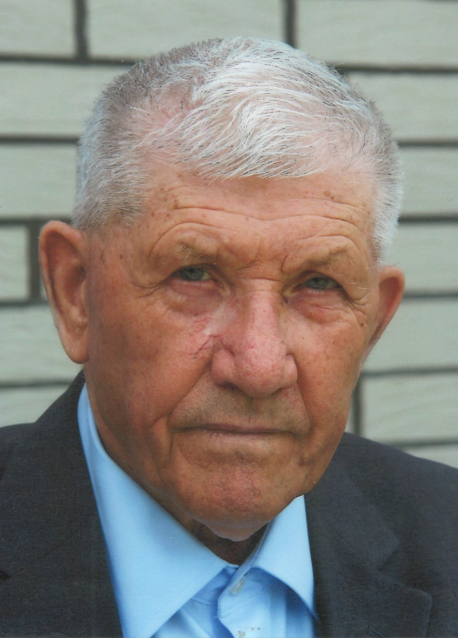 Muth, Alexander